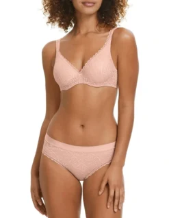 Berlei Barely There T-Shirt Bra In Beige 7 Berlei Barely There T-Shirt Bra In Beige -Myer Clothing Shop 272979640 608248000 4 720x928