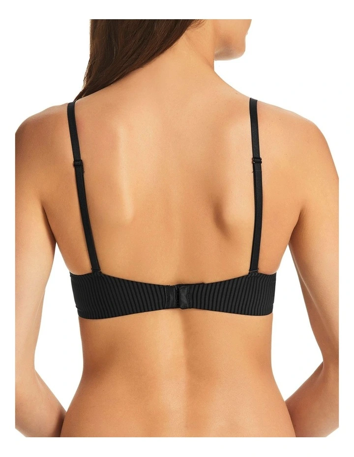 Embrace 2 Way Convertible T-Shirt Bra In Black 2 Embrace 2 Way Convertible T-Shirt Bra In Black - Image 2