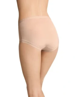 Bonds Invisitails Full Brief In Beige -Myer Clothing Shop 408162250 3 720x928
