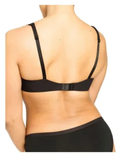 Berlei Barely There T-Shirt Bra In Black 6 Berlei Barely There T-Shirt Bra In Black -Myer Clothing Shop 506013850 506014120 3 720x928