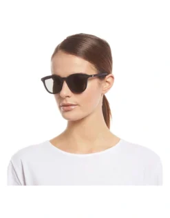Le Specs Bandwagon Black Round Sunglasses -Myer Clothing Shop 506940400 4 720x928
