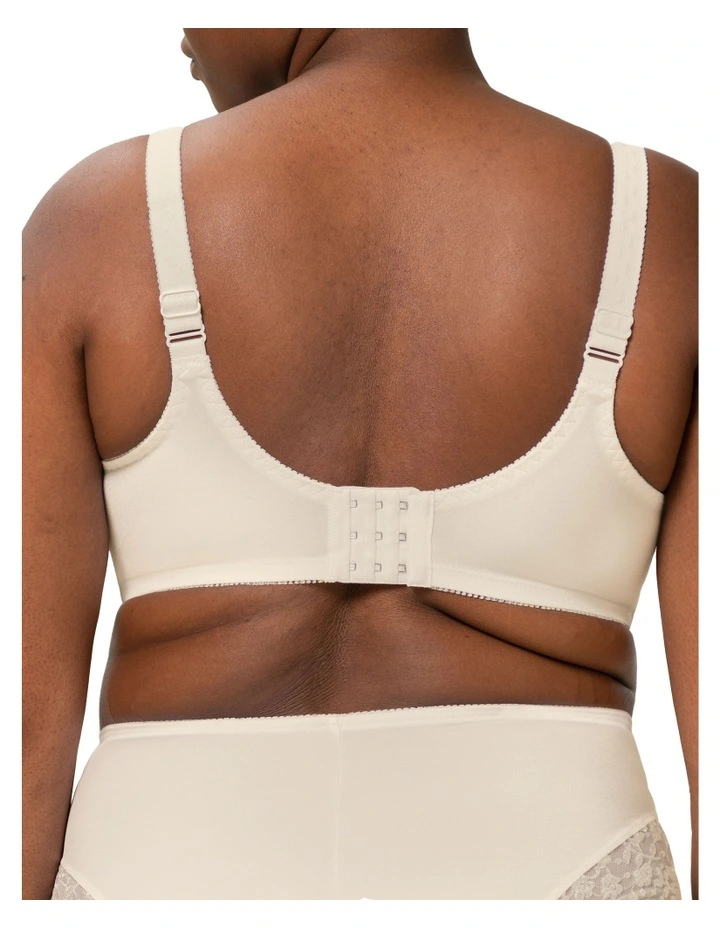 Triumph 'Ladyform' Minimizer Bra 10004936 5 Triumph 'Ladyform' Minimizer Bra 10004936 - Image 5
