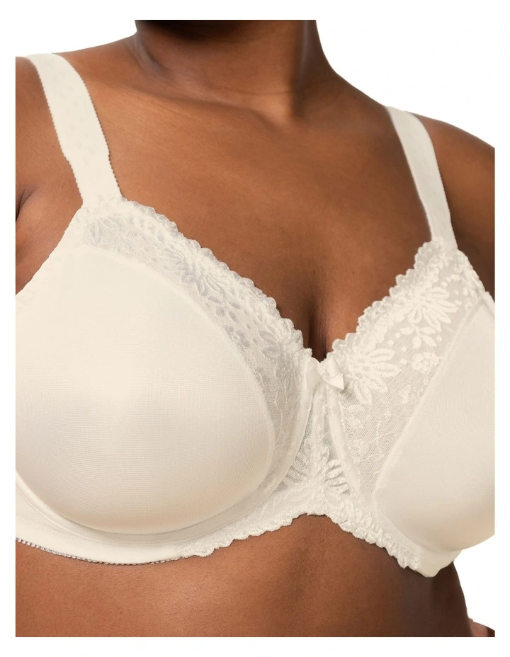 Triumph 'Ladyform' Minimizer Bra 10004936 6 Triumph 'Ladyform' Minimizer Bra 10004936 - Image 6