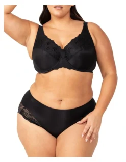 Triumph 'Embroidered' Minimizer Underwire Bra 10000085 10 Triumph 'Embroidered' Minimizer Underwire Bra 10000085 -Myer Clothing Shop 603822410 181121390 4 720x928