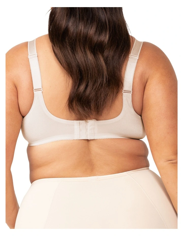 Triumph Embroidered Minimizer Underwire Bra 6 Triumph Embroidered Minimizer Underwire Bra - Image 6