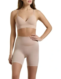 Micro Grip Short Rose Beige
