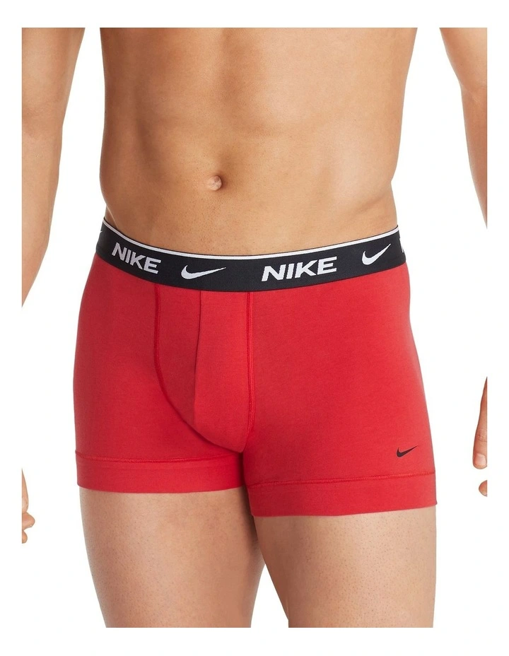 Nike Everyday Stretch Trunk Navy/Grey/Red 3 Pack 2 Nike Everyday Stretch Trunk Navy/Grey/Red 3 Pack - Image 2