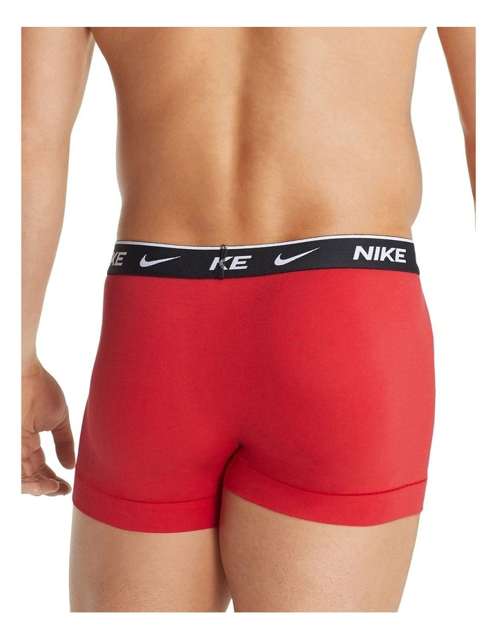 Nike Everyday Stretch Trunk Navy/Grey/Red 3 Pack 4 Nike Everyday Stretch Trunk Navy/Grey/Red 3 Pack - Image 4