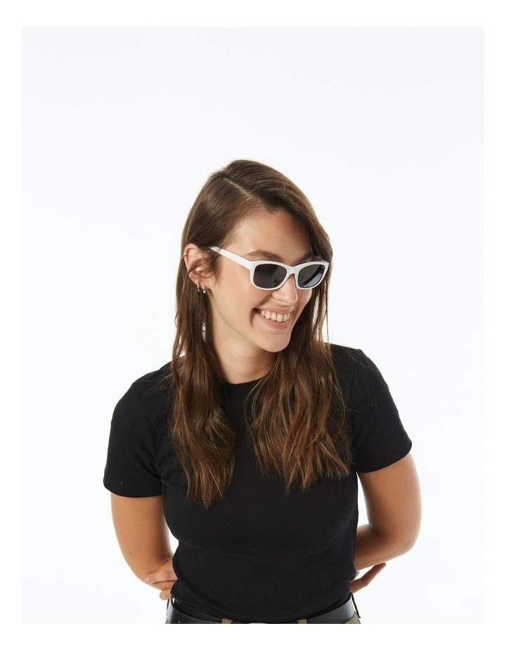 Polarised Grey Lenses Sunglasses In White 2 Polarised Grey Lenses Sunglasses In White - Image 2