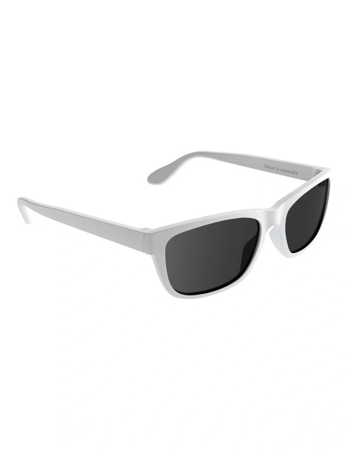 Polarised Grey Lenses Sunglasses In White 3 Polarised Grey Lenses Sunglasses In White - Image 3
