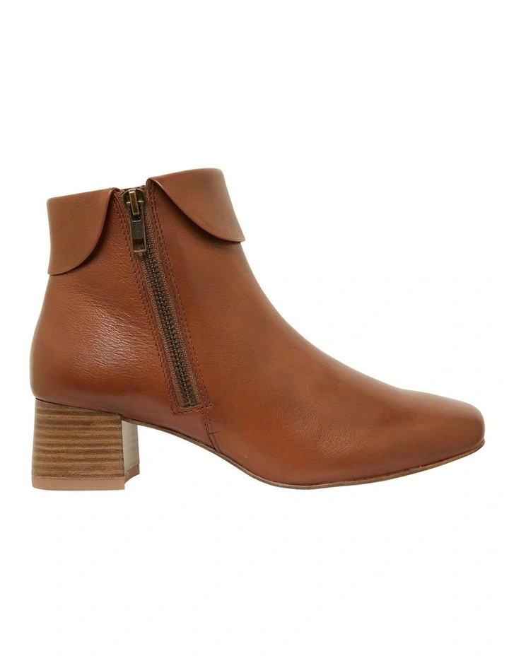 Edward Mid Brown Glove Boots 1 Edward Mid Brown Glove Boots