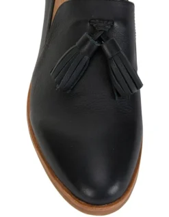 Salvador Flat Shoes In Black Leather 11 Salvador Flat Shoes In Black Leather -Myer Clothing Shop 830508580 5 720x928