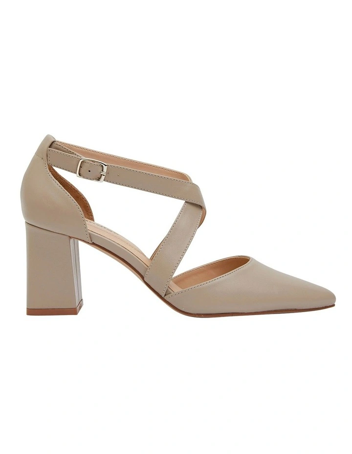 Kara Heeled Shoes In Nude Leather 1 Kara Heeled Shoes In Nude Leather