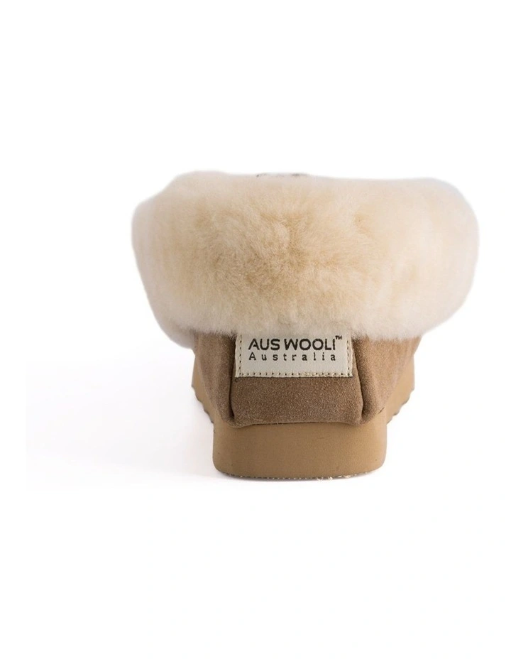 Hand Stitched Womens Sheepskin Moccasin Chestnut/Tan 4 Hand Stitched Womens Sheepskin Moccasin Chestnut/Tan - Image 4