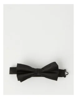 Van Heusen Bow Black Tie