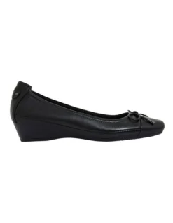 Shannon Heeled Shoes In Black Leather