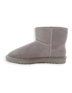 Short Sheepskin Ankle Boot In Light Grey 10 Short Sheepskin Ankle Boot In Light Grey -Myer Clothing Shop 851401900 4 720x928