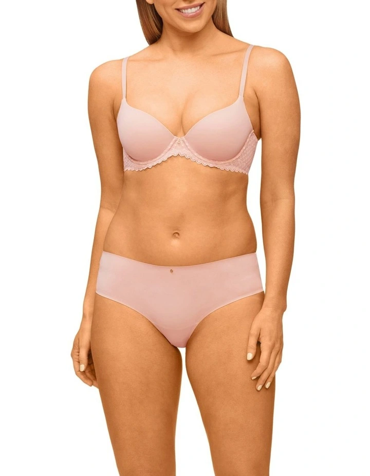 Revive Kiera 3/4 Cup Contour Bra Rose Quartz 2 Revive Kiera 3/4 Cup Contour Bra Rose Quartz - Image 2