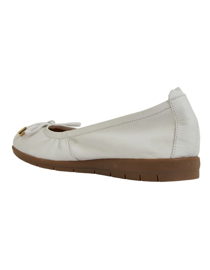 Barton Flat Shoes In White Leather 7 Barton Flat Shoes In White Leather - Image 7
