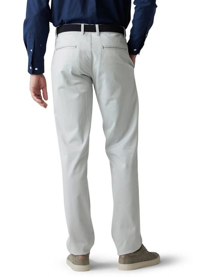 Thomas Road Chino Pant Short Leg In Pebble 2 Thomas Road Chino Pant Short Leg In Pebble - Image 2