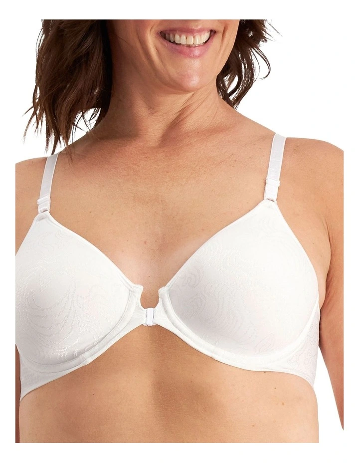 Playtex Comfort Revolution Front Closure Bra White 1 Playtex Comfort Revolution Front Closure Bra White