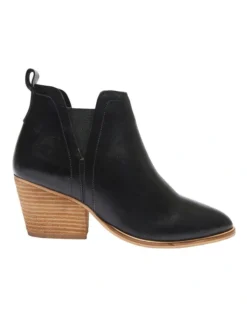 Balfour Black Glove Boots