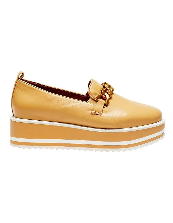 Oakland Camel Glove Flat Shoes 1 Oakland Camel Glove Flat Shoes
