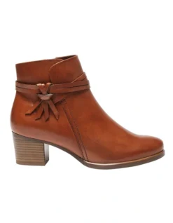 Carlton Mid Brown Glove Boots