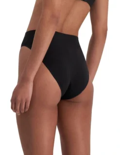 Berlei Understate Hi-Cut Brief In Black 6 Berlei Understate Hi-Cut Brief In Black -Myer Clothing Shop 924731380 924762070 3 720x928