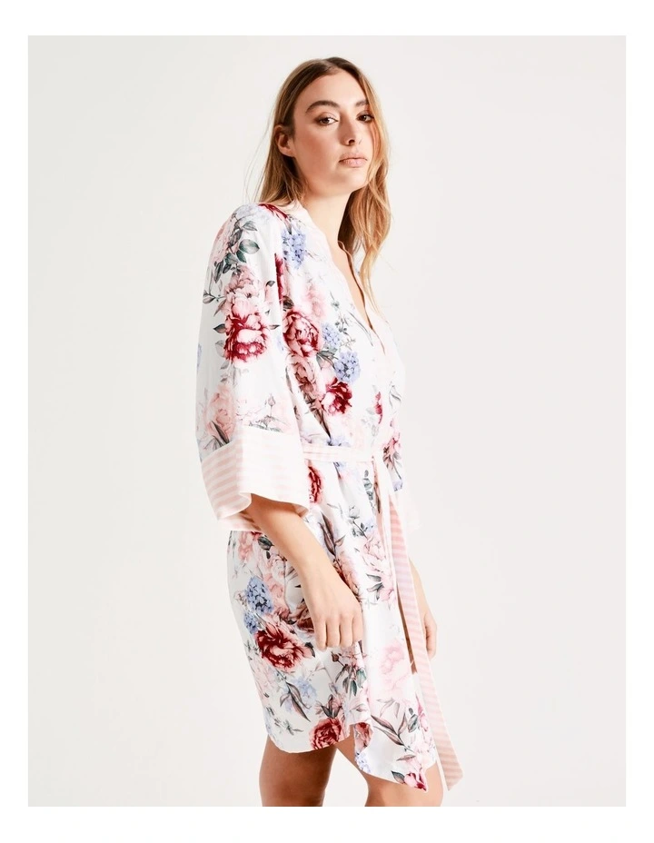 Chloe & Lola New Pebbled Satin Robe In White Multi 6 Chloe & Lola New Pebbled Satin Robe In White Multi - Image 6