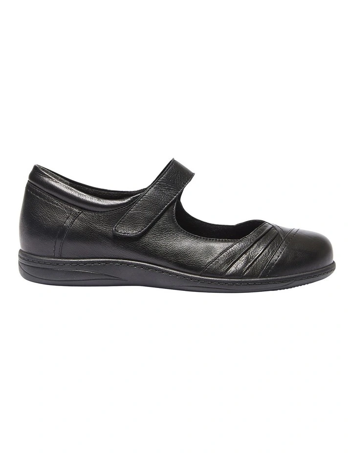 Larissa Flat Shoes In Black Glove 1 Larissa Flat Shoes In Black Glove