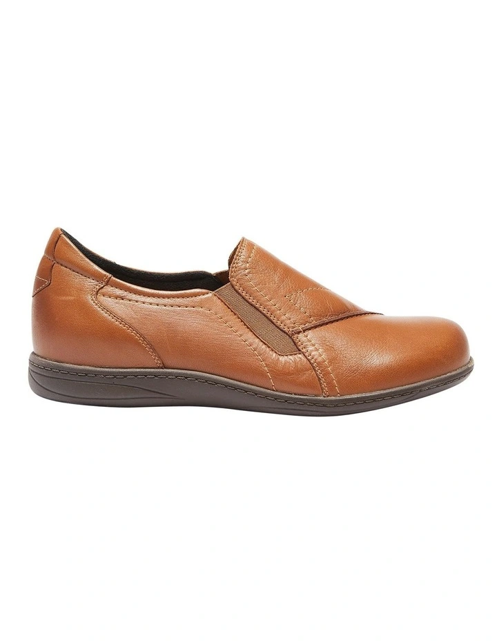Latrobe Flat Shoes In Mid Brown Glove 1 Latrobe Flat Shoes In Mid Brown Glove