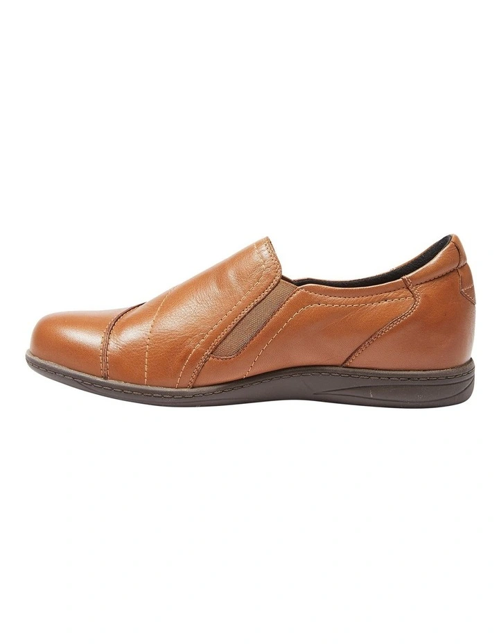 Latrobe Flat Shoes In Mid Brown Glove 3 Latrobe Flat Shoes In Mid Brown Glove - Image 3