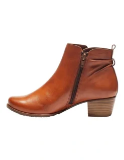Brady Boots In Mid Brown Glove 9 Brady Boots In Mid Brown Glove -Myer Clothing Shop 930045160 3 720x928
