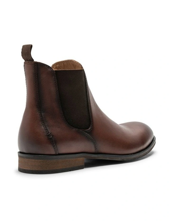 Kingsview Road Chelsea Boot In Cognac 3 Kingsview Road Chelsea Boot In Cognac - Image 3
