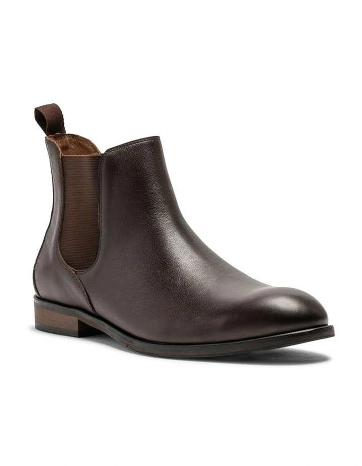 Kingsview Road Chelsea Boot In Chocolate 2 Kingsview Road Chelsea Boot In Chocolate - Image 2