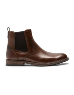 Dargaville Chelsea Boot In Brown