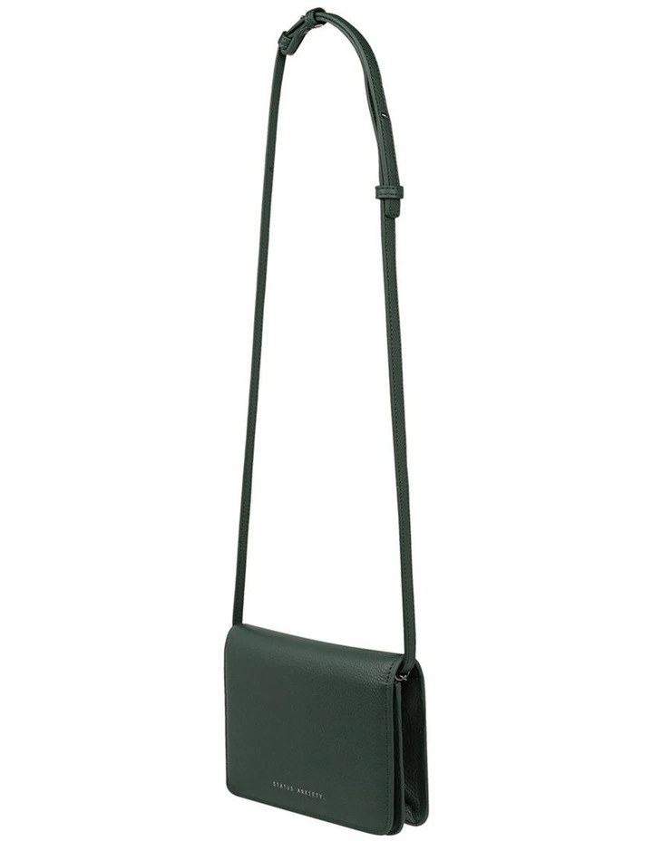 She Burns Chain Crossbody Bag In Green 4 She Burns Chain Crossbody Bag In Green - Image 4
