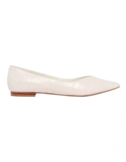 Nine West Adley Ballet Flats In Ivory