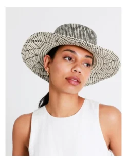 Check Weave Hat In Black/White