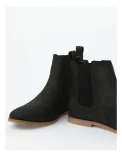 Emmett Chelsea Boot In Black 8 Emmett Chelsea Boot In Black -Myer Clothing Shop 941924260 5 720x928