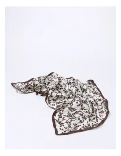 Printed Headscarf In White -Myer Clothing Shop 946782730 946783360 3 720x928