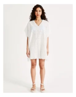 Broderie Kaftan In White