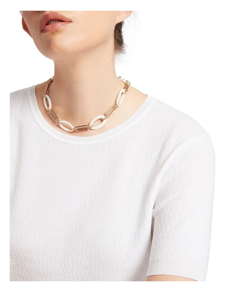 Shell Link Necklace In Gold/White 2 Shell Link Necklace In Gold/White - Image 2