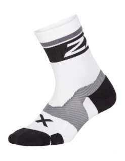 2XU Vectr Cushion Crew Socks In White/Black