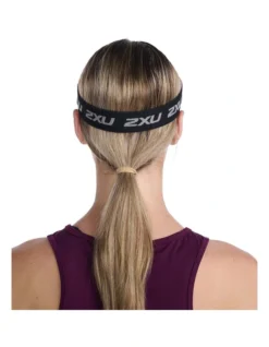 2XU Performance Visor In Burgundy -Myer Clothing Shop 950983300 3 720x928