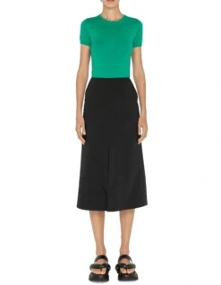 Short Sleeve Round Neck Knit In Emerald Green