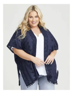 Broderie Cape In Blue