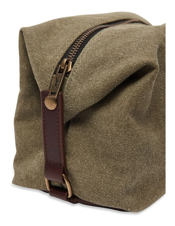 Shannon Shave Bag In Khaki 5 Shannon Shave Bag In Khaki - Image 5