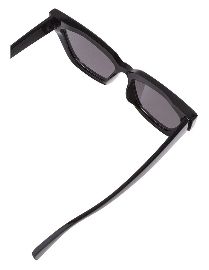 French Connection Cats Eye Sunglasses In Black 4 French Connection Cats Eye Sunglasses In Black - Image 4